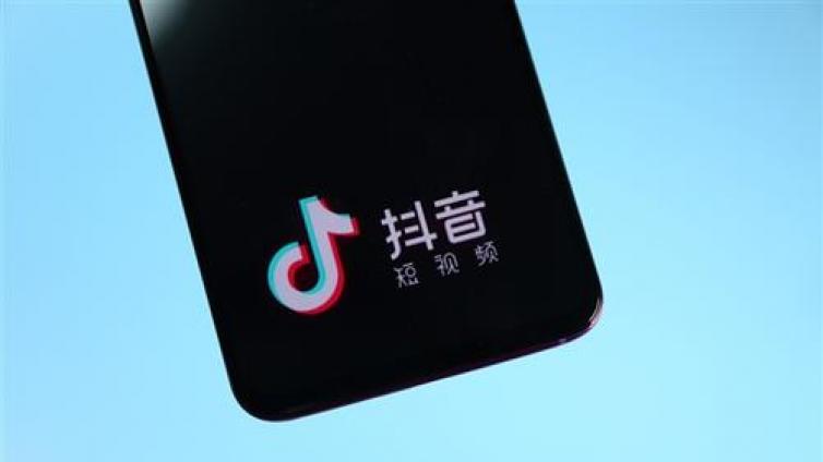 可以靠抖音賺錢，就不用讀書了嗎？