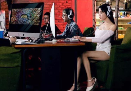 陪玩兼職